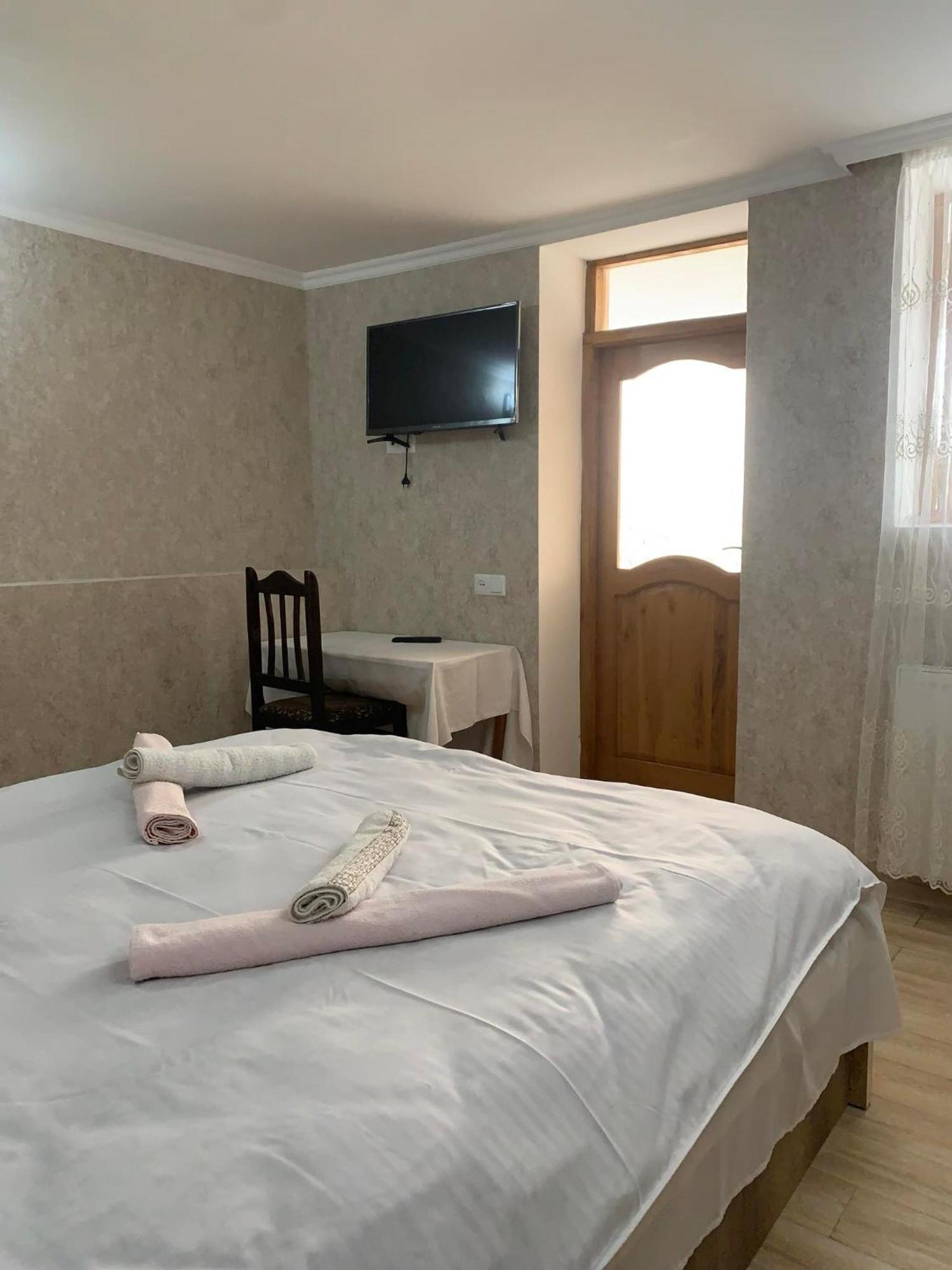 Hotel Tsivi Tba Tskhaltubo Esterno foto