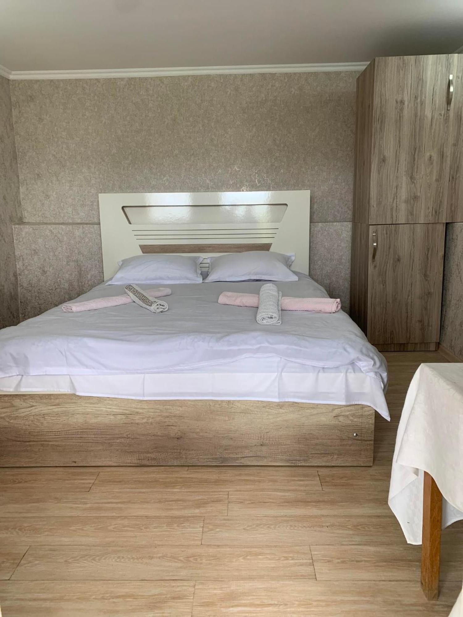 Hotel Tsivi Tba Tskhaltubo Esterno foto